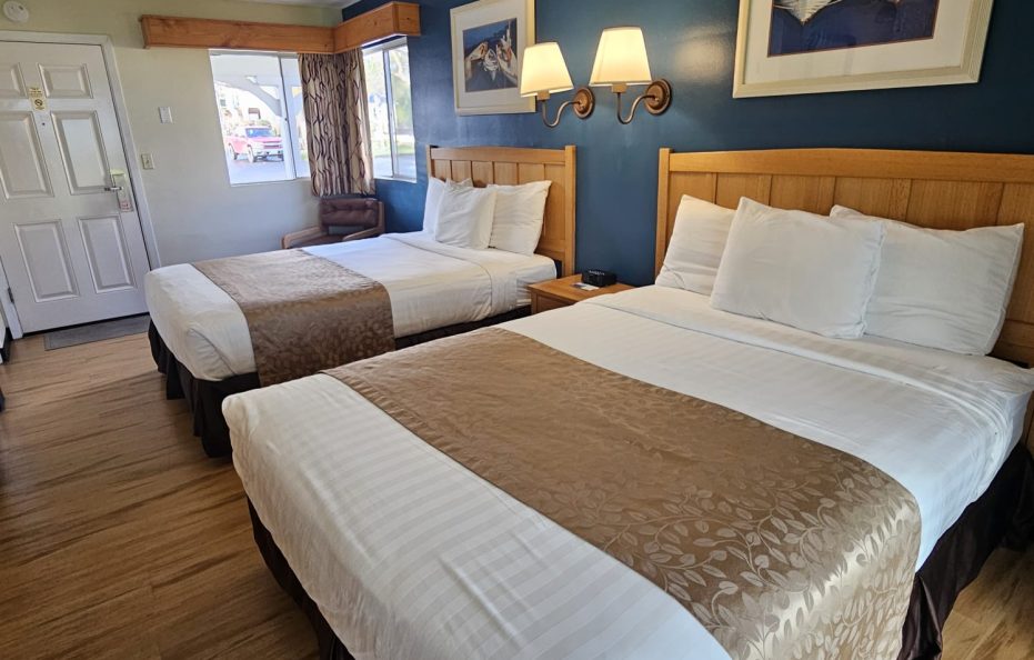 2 Queen Beds Deluxe Room – Lake View