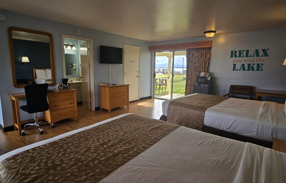 2 Queen Beds Deluxe Room with Kitchen & Bathtub – Lawn View